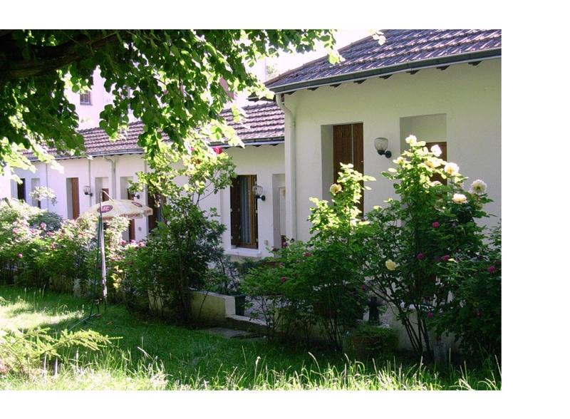 Arcantis Hotel Metropole Châtel-Guyon Exteriör bild